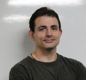 cropped-Ricardo-Capozzi-1.jpg